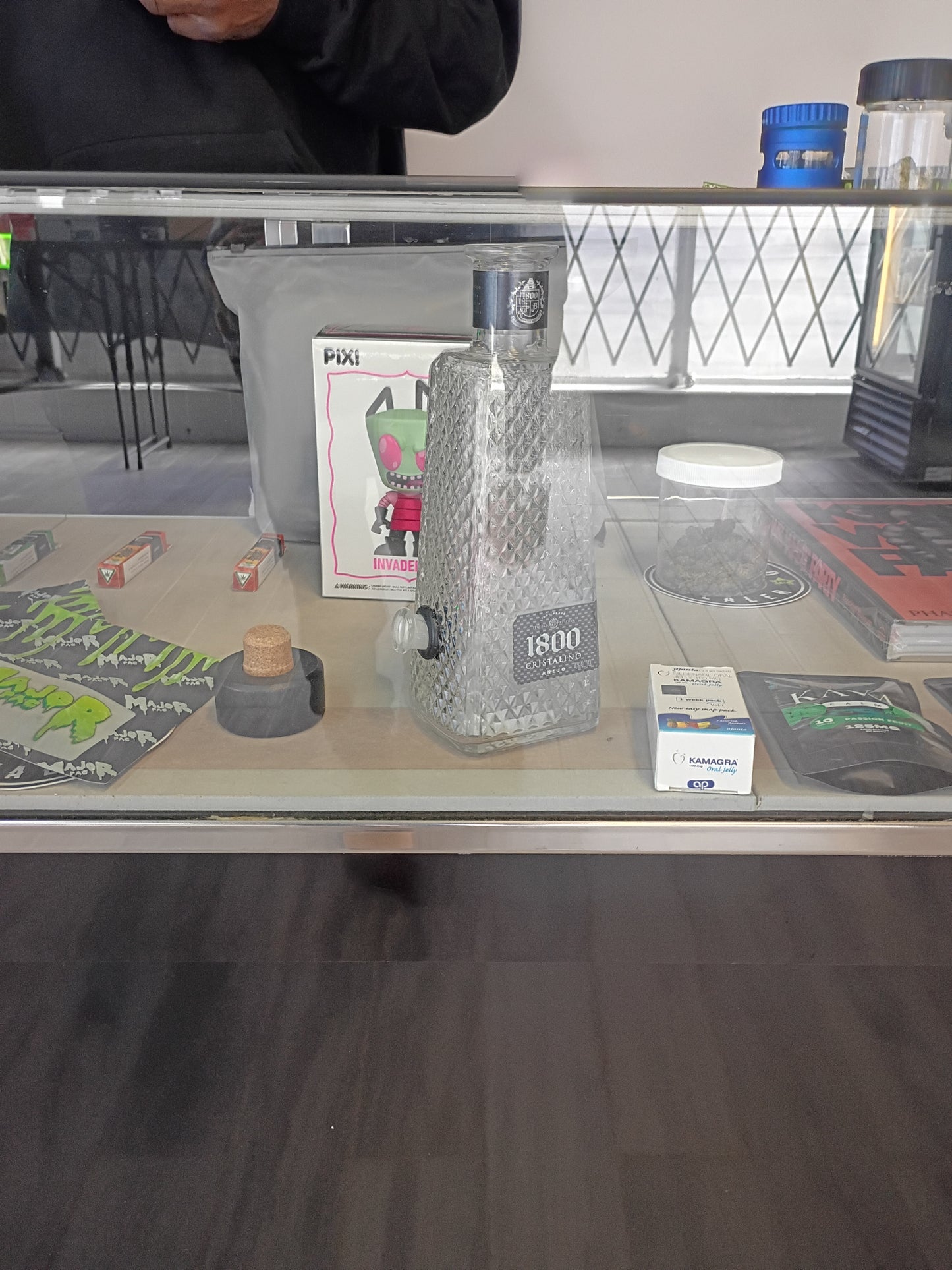 MODEL420: CANNA HUNT